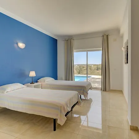 Sidney Villa